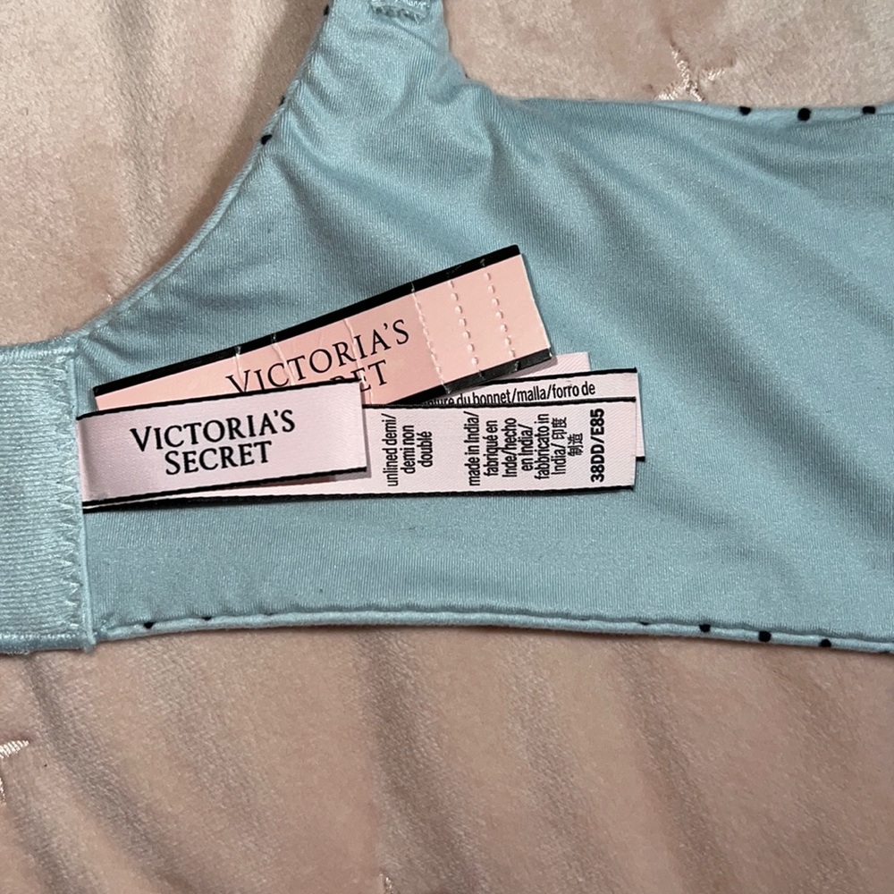 Victoria Secret Bra size 38DD NEW - Picture 4 of 6